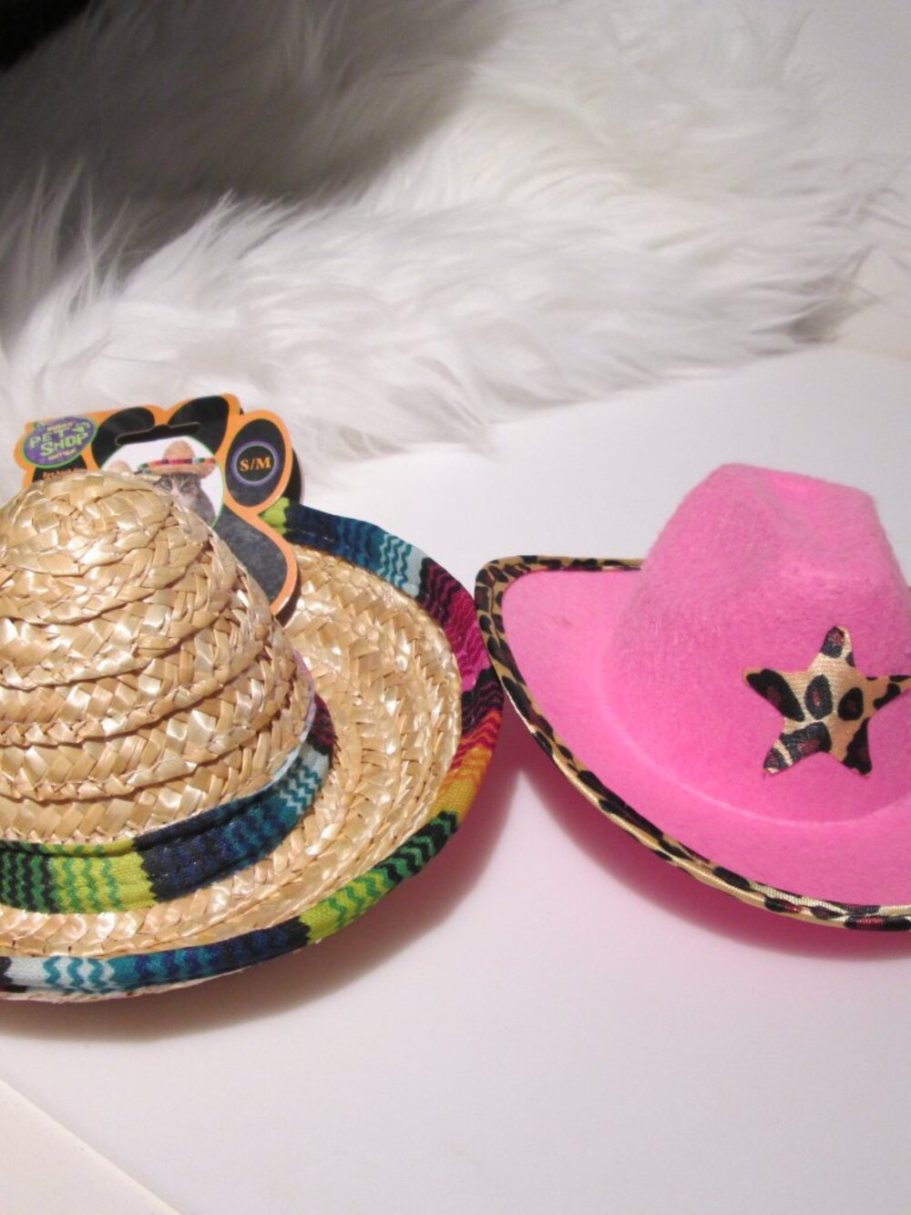 2 very cute small dog hats New Sombrero and only worn 2x Pink Leopard cowboy hat